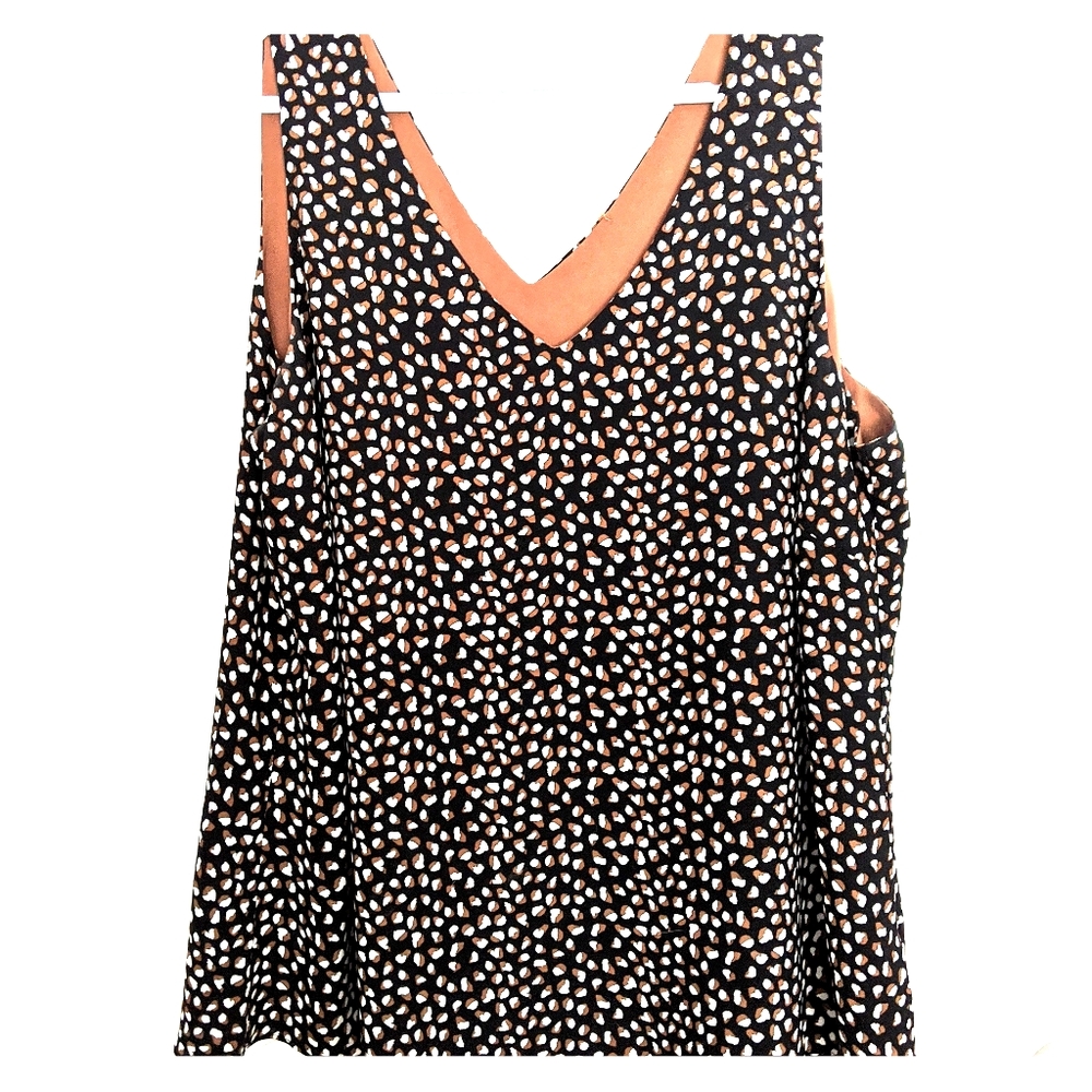 Reversible sleeveless blouse